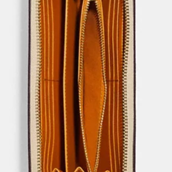 NEW Coach X Peanuts Long Zip Around Wallet Snoopy Friends Motif IVORY LEATHER! - Picture 4 of 7